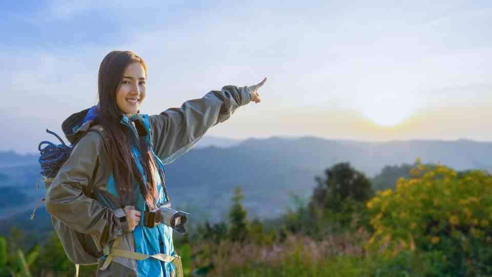 Girl travelling safely after a DTP vaccine