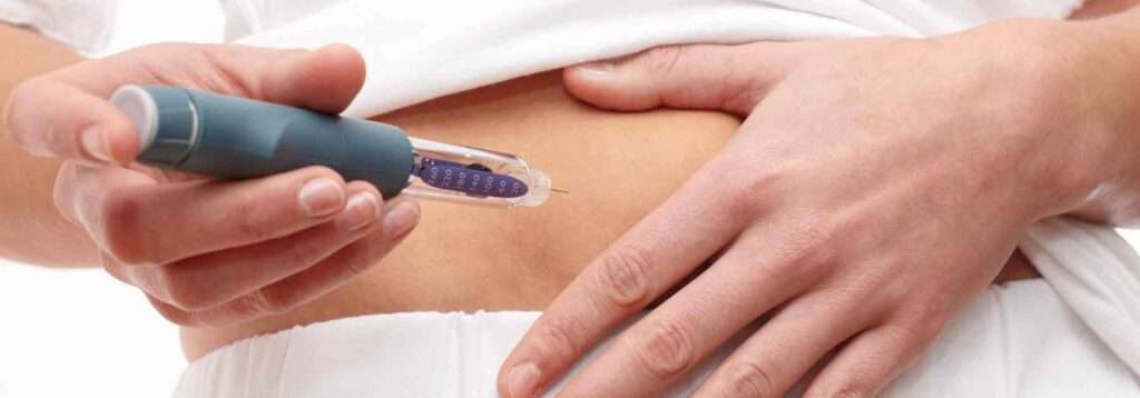 Injecting weight loss medication via stomach